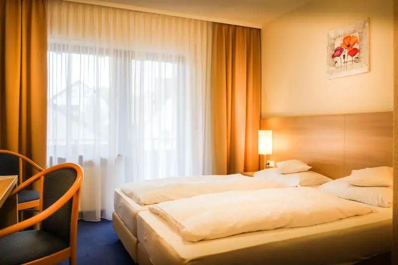 Flair Hotel Weinstube Lochner - Chambres