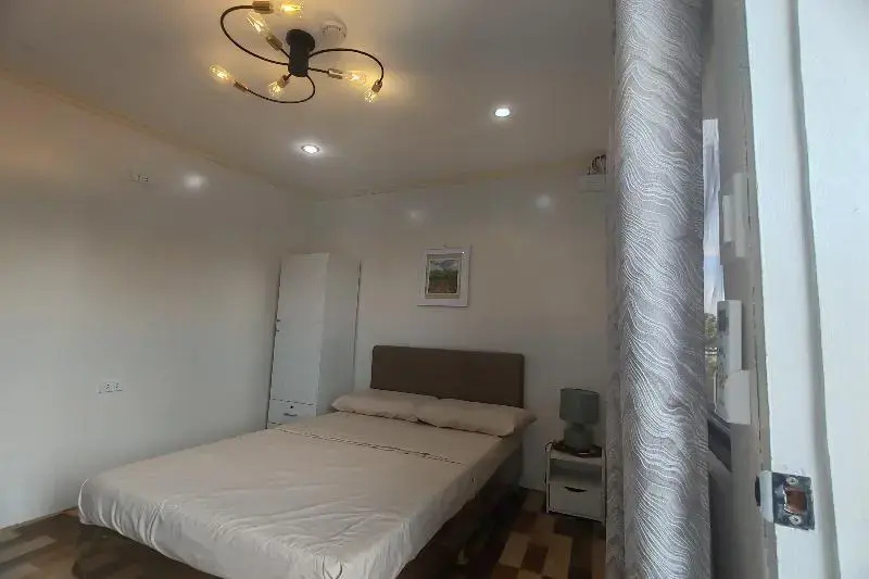 Deluxe Double room with balcony (full double bed)