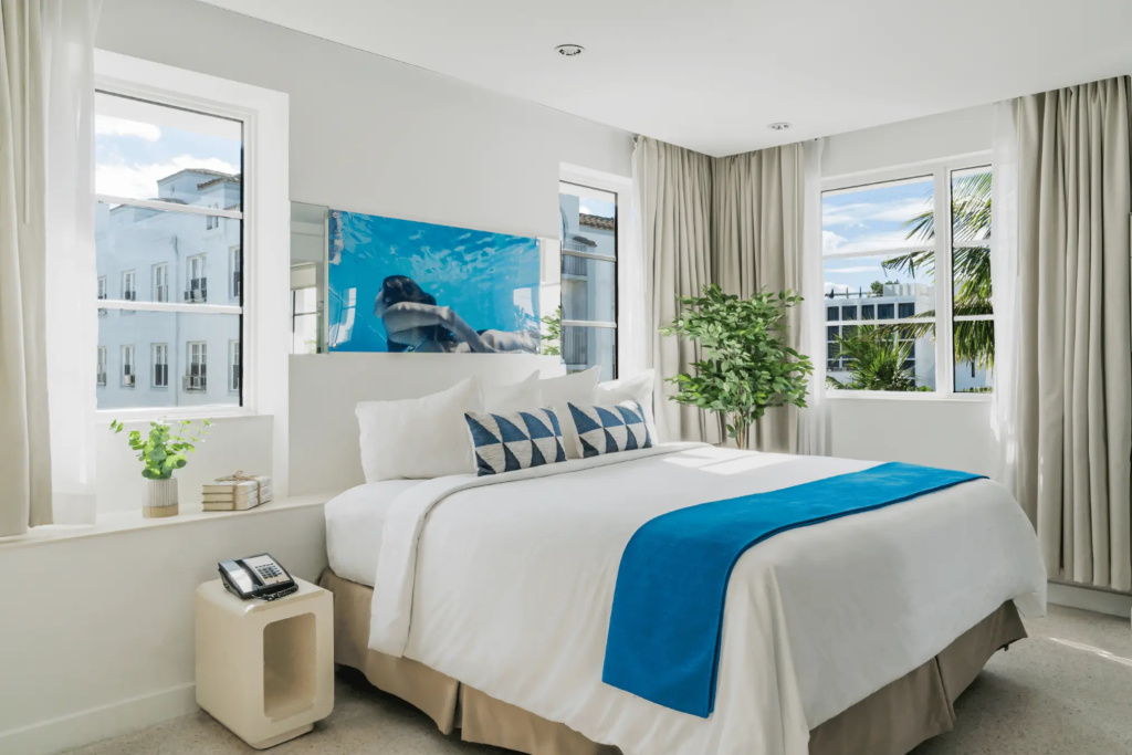 Classic Double room (full double bed)