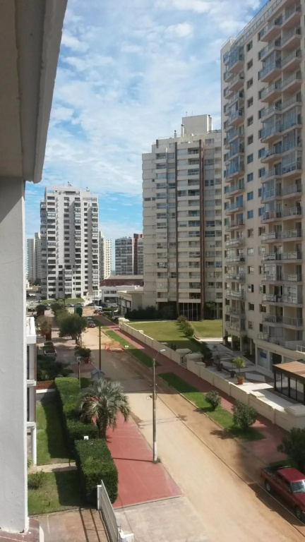 Apartamento en Torre Del Plata II