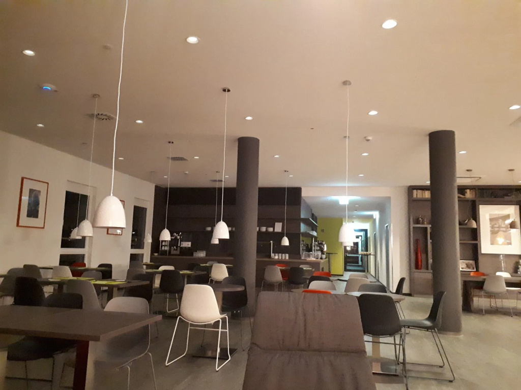 Hotel photo 12