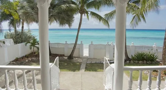 Beach & Waterfront