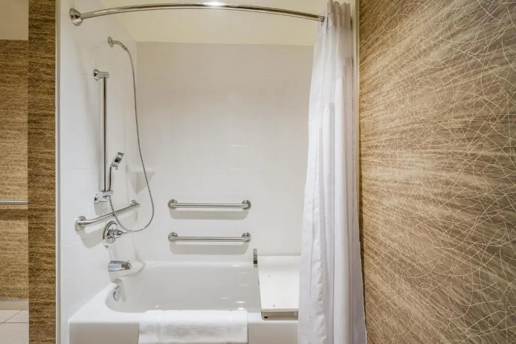 Holiday Inn Terre Haute by IHG - Chambres