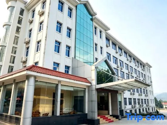 Ruifeng Hotel