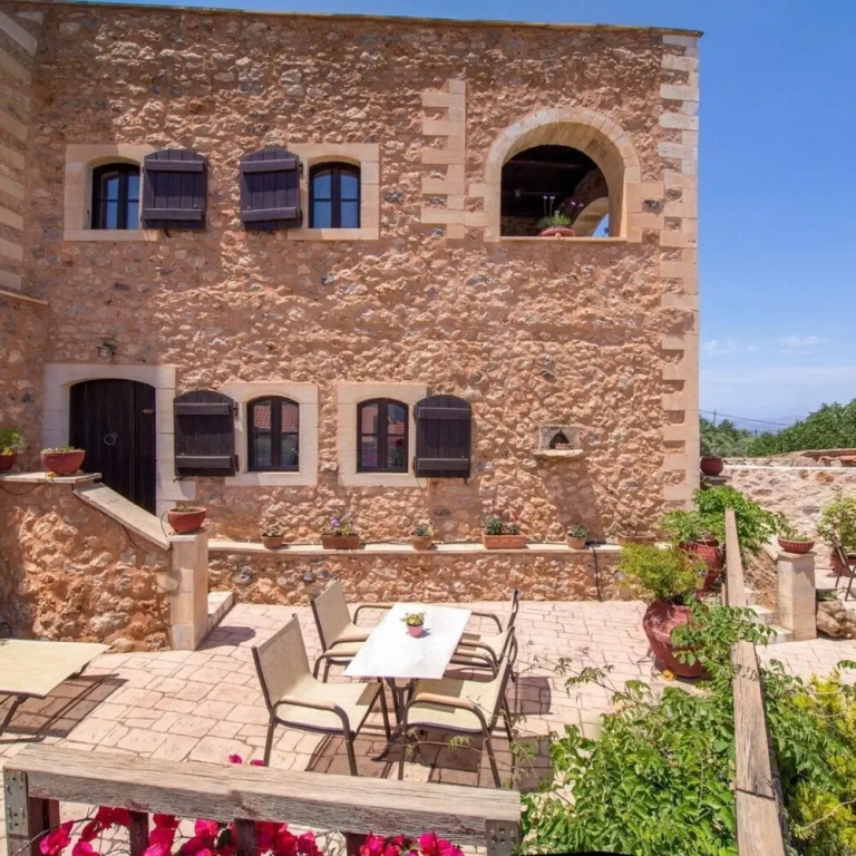 Samonas Traditional Villas Purple Villa Malotira - 85m Maisonette