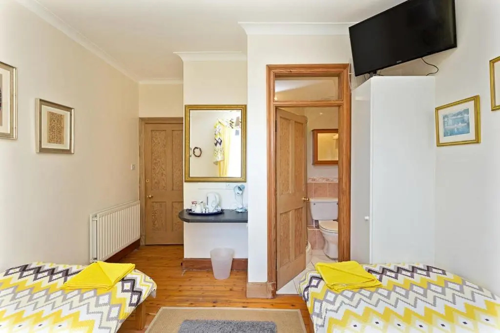Deluxe Double room (twin beds)