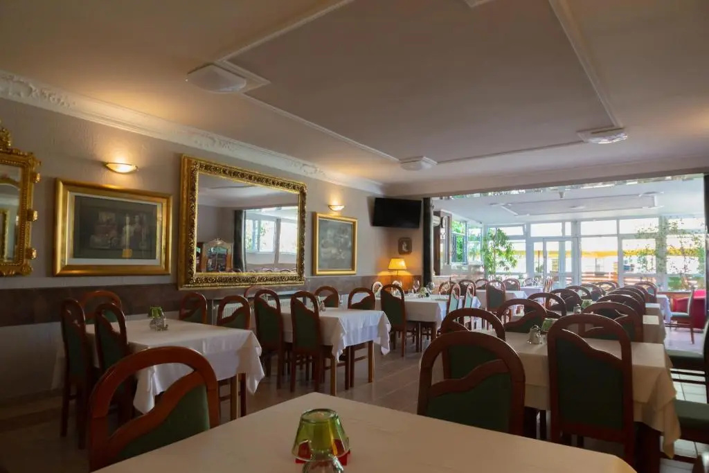 Hotel Vila Tina - Chambres