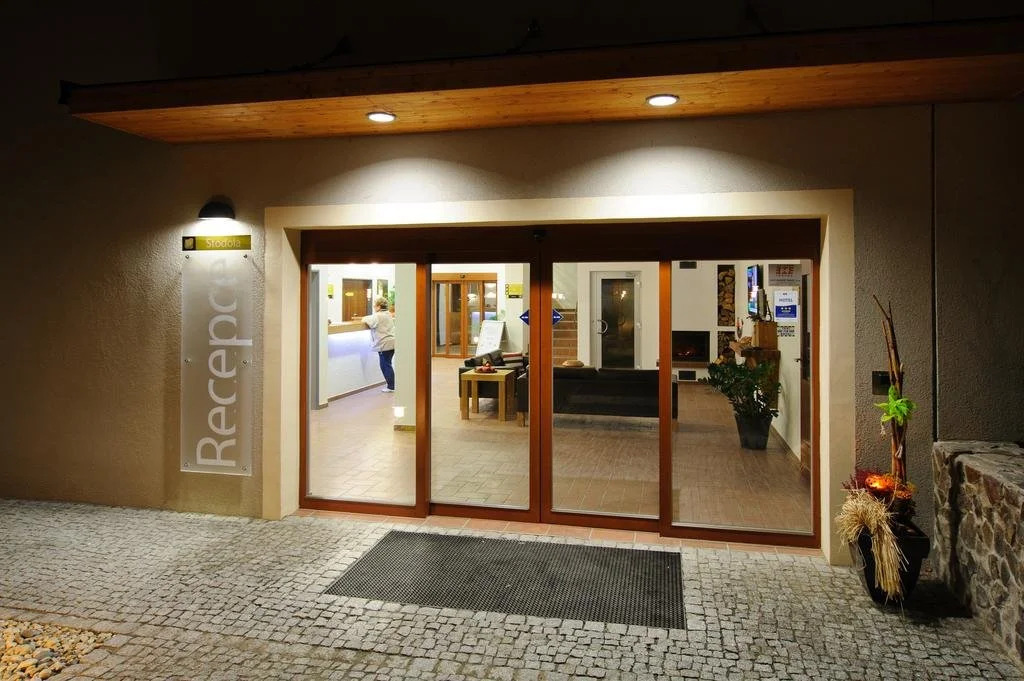 Daviduv Mlyn - Trochu Jina Dovolena