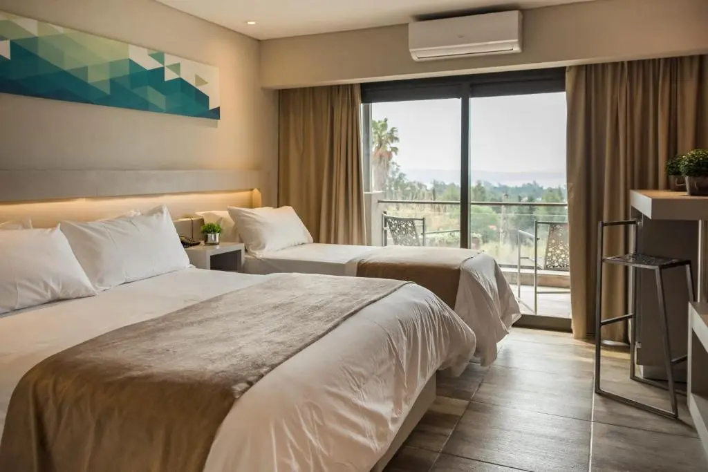 Standard Double room with balcony (full double bed)