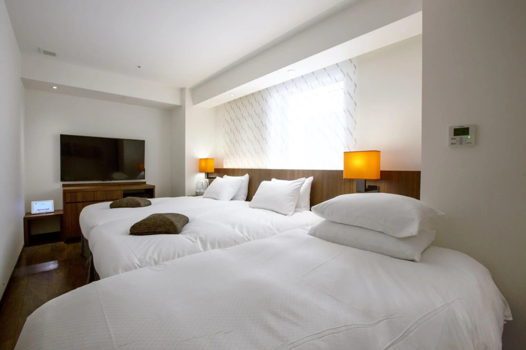 Superior Triple room