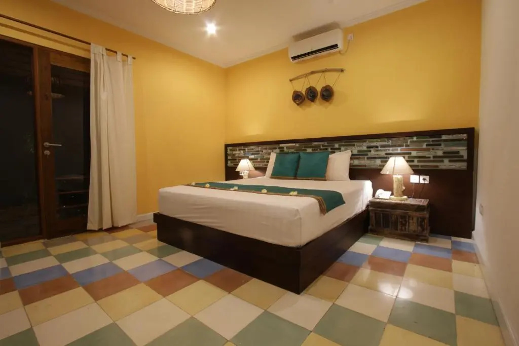 Superior Double room (full double bed)