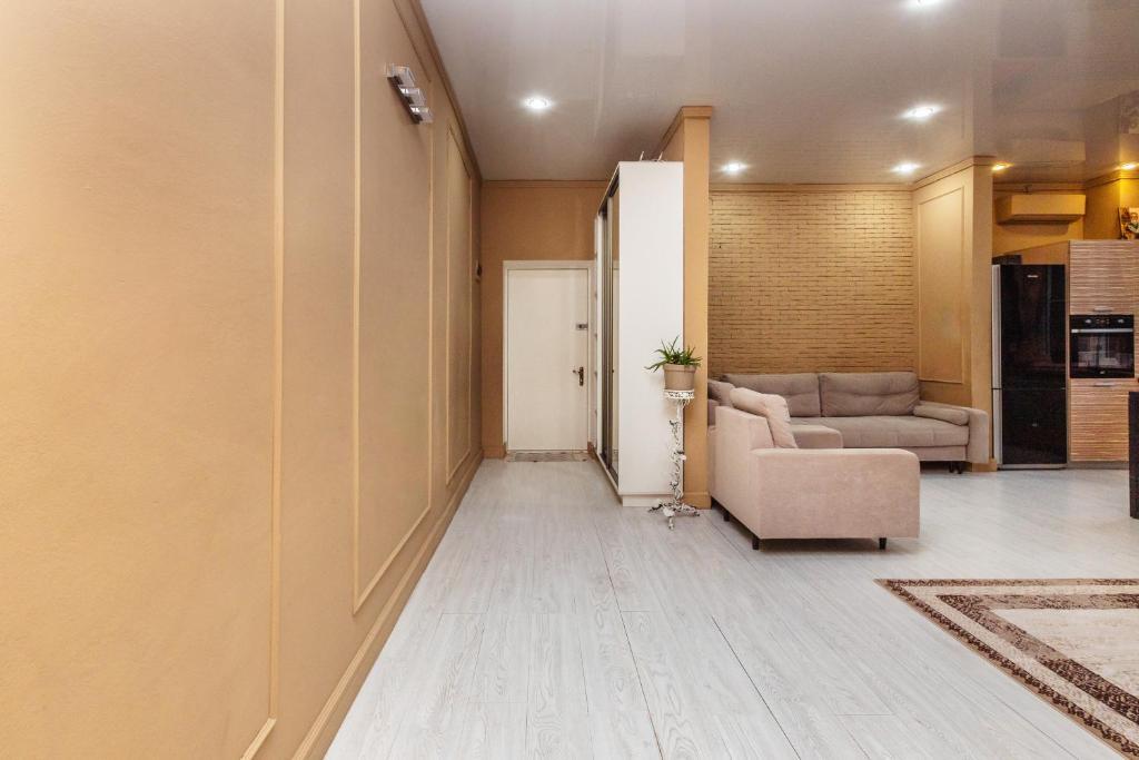 Апартаменты с 3 комнатами в F’17 Apartments – kvartiry klassa ljuks