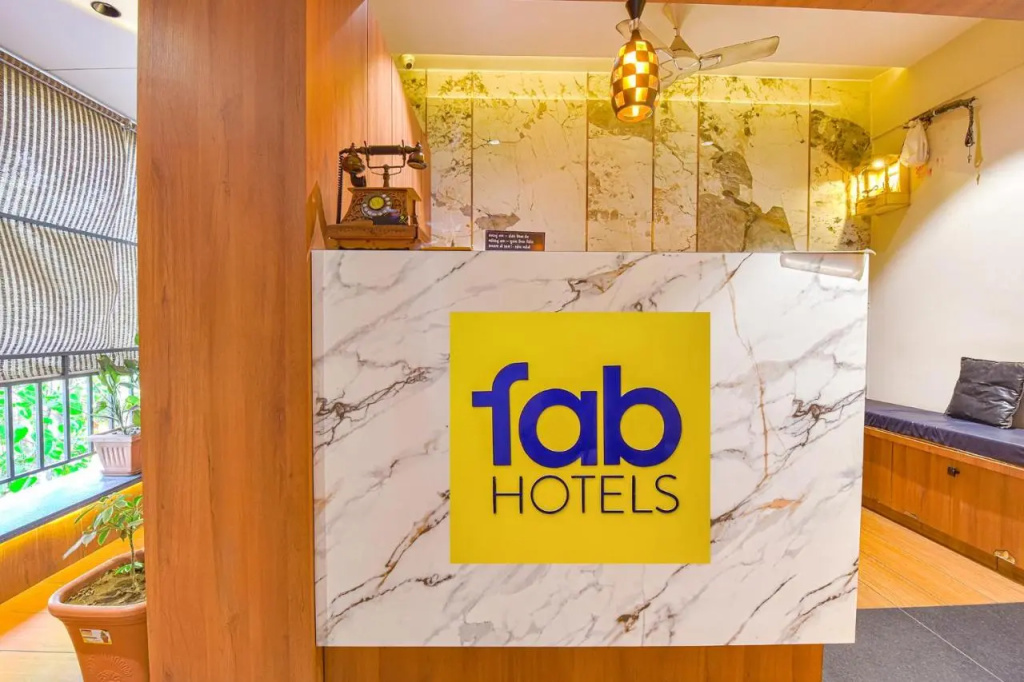 Fabhotel Udhna Inn