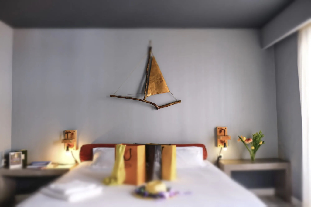 Lotus Center Hotel, ,