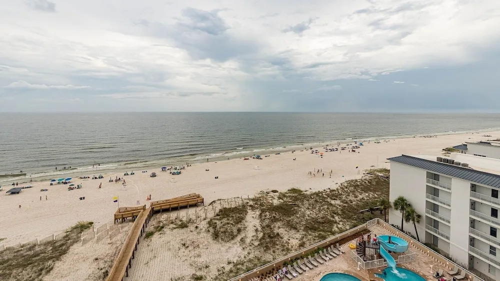 Phoenix Gulf Towers 704 4 Bedroom Condo