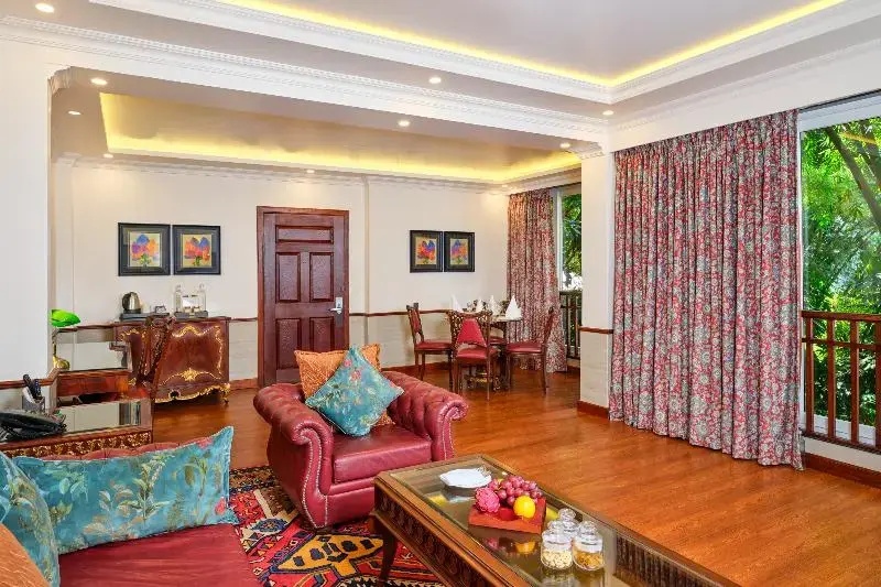 Standard Suite