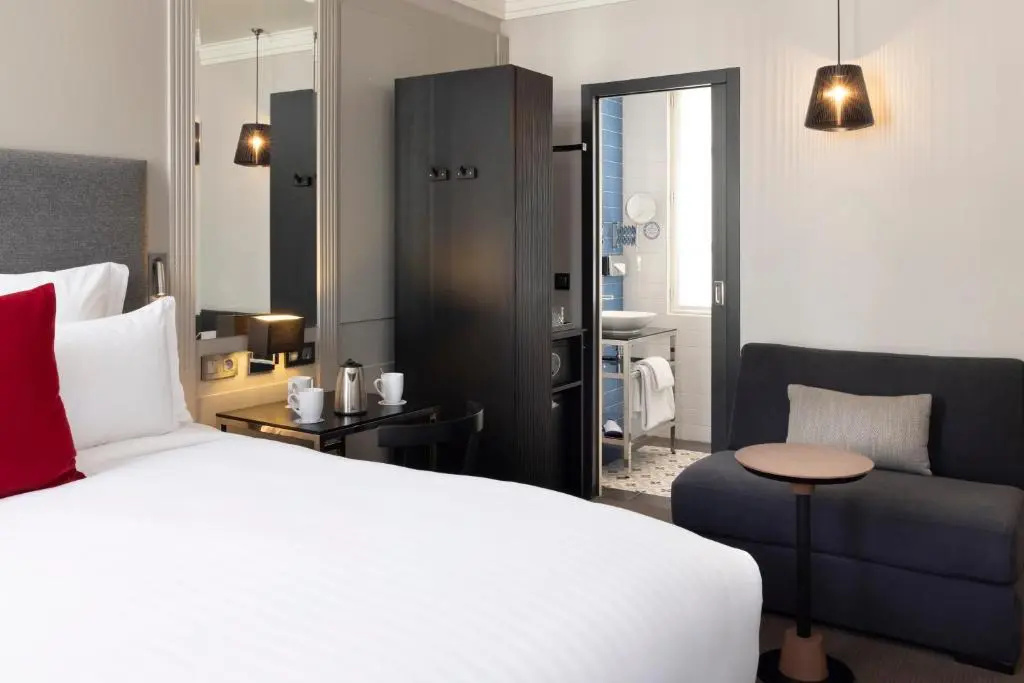 Hôtel Les Matins de Paris & Spa 76
