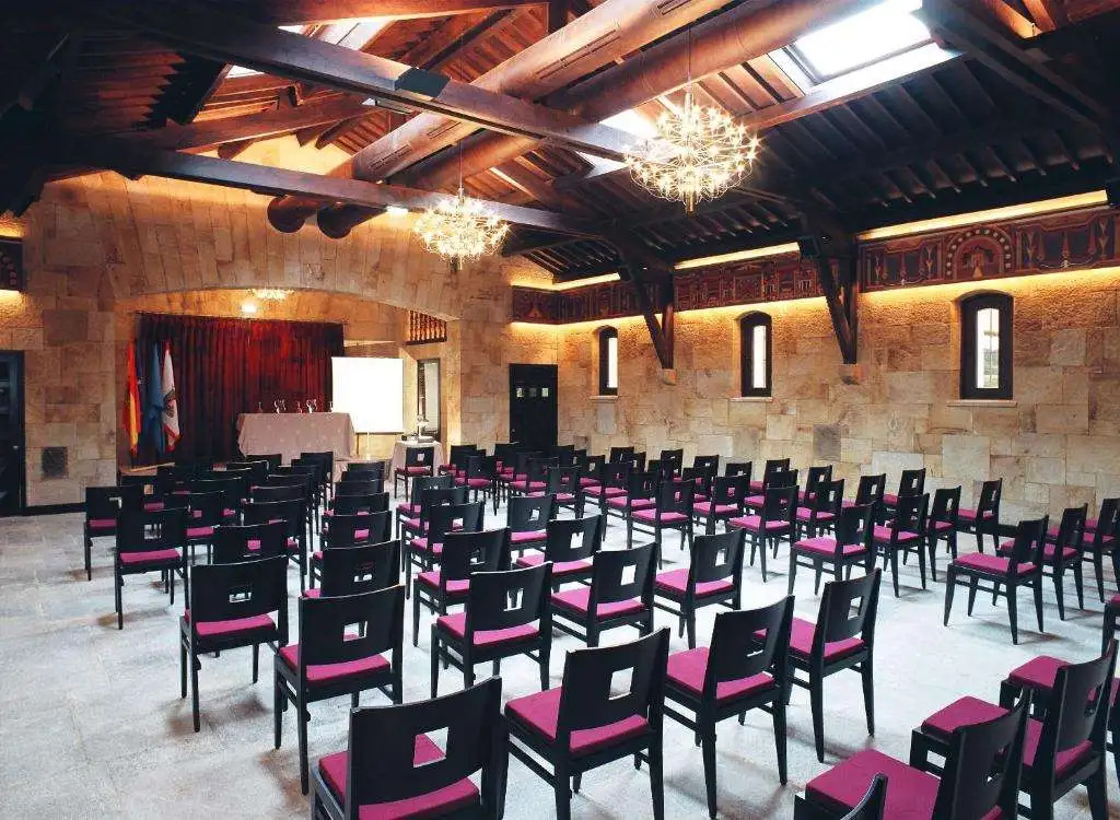 Oca Palacio de la Llorea Hotel & Spa - Général