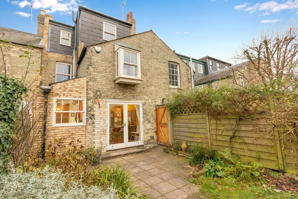 The River Cam Escape - 5BDR with Private Garden with Pond