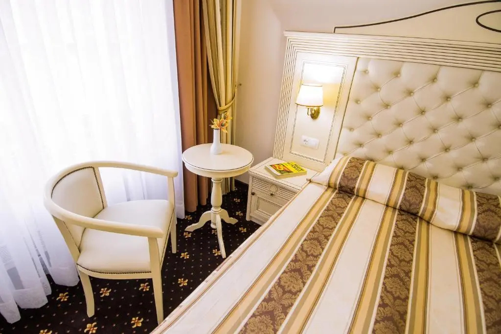 Standard Double room (twin beds)