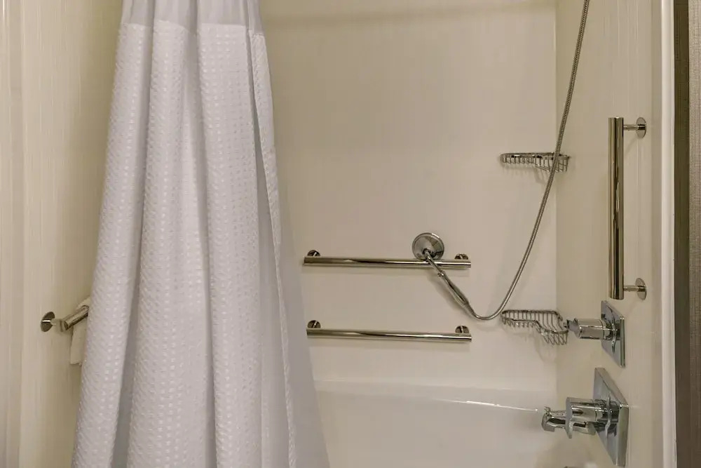 標準四人房，雙人床