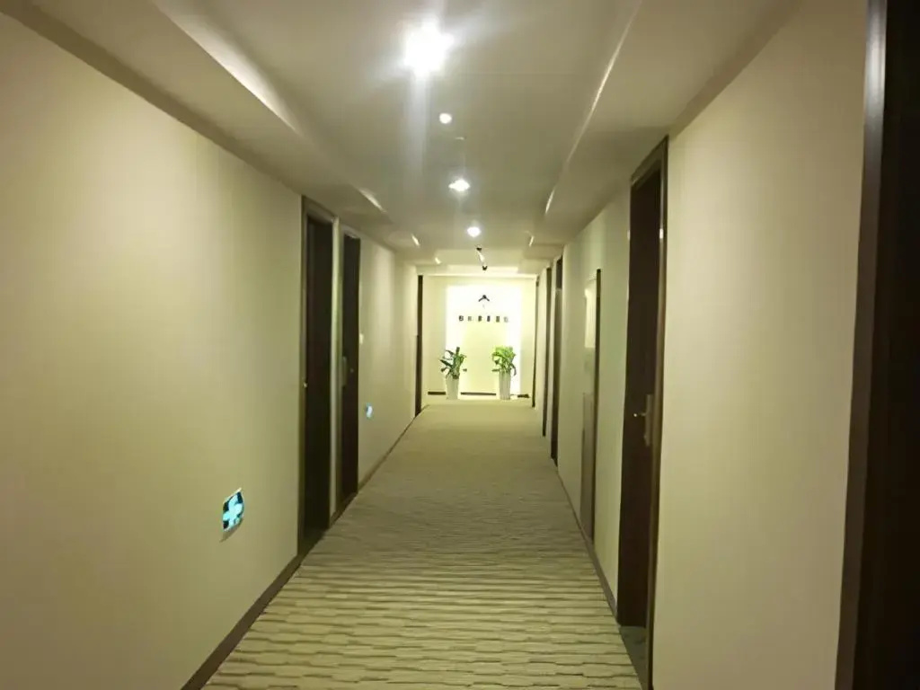 GreenTree Inn Changzhou Liyang Pingling Square Business Hotel - Général