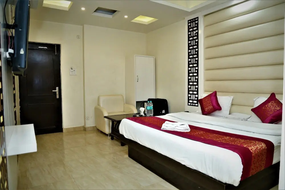 Hotel Suzi International - Chambres