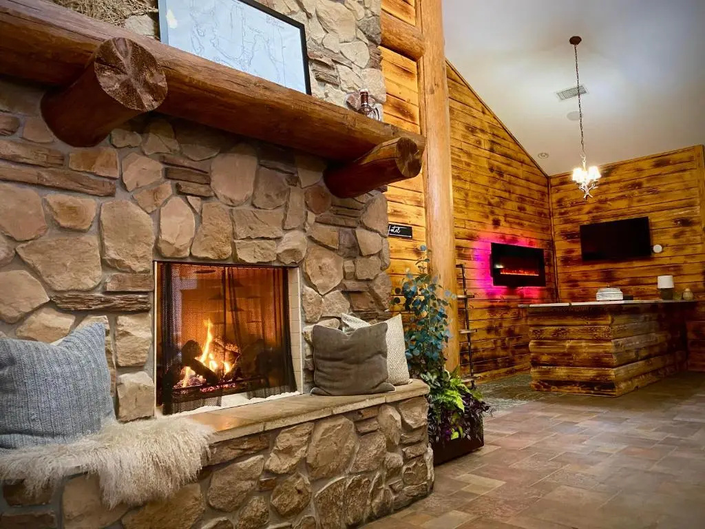 Balsam Lake Lodge