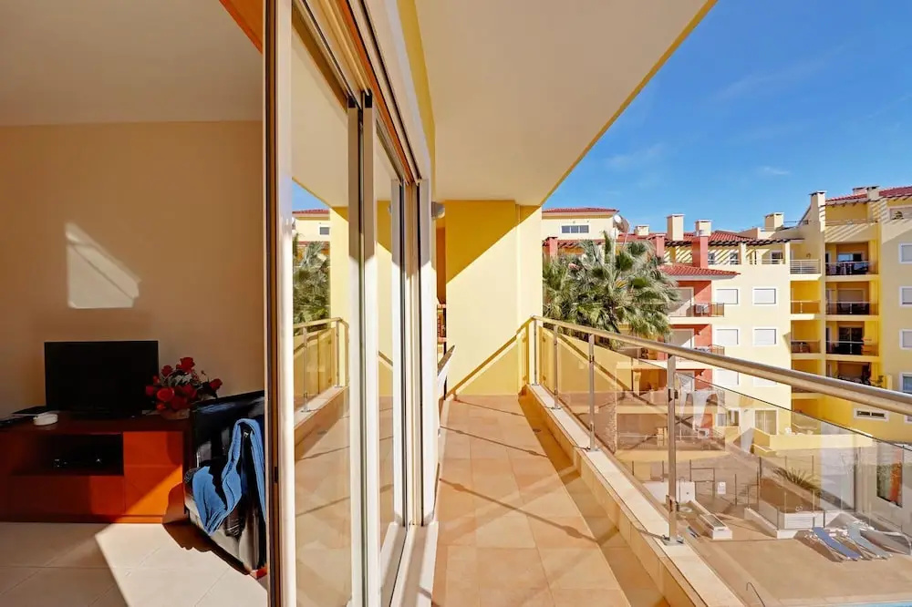 Balcony & Terrace