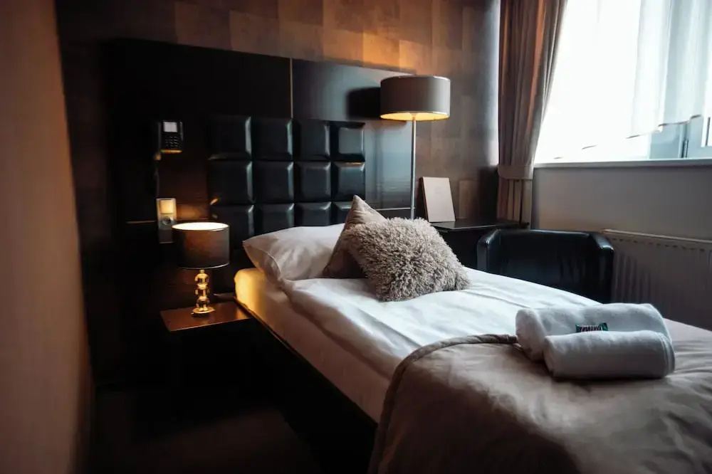 Comfort room