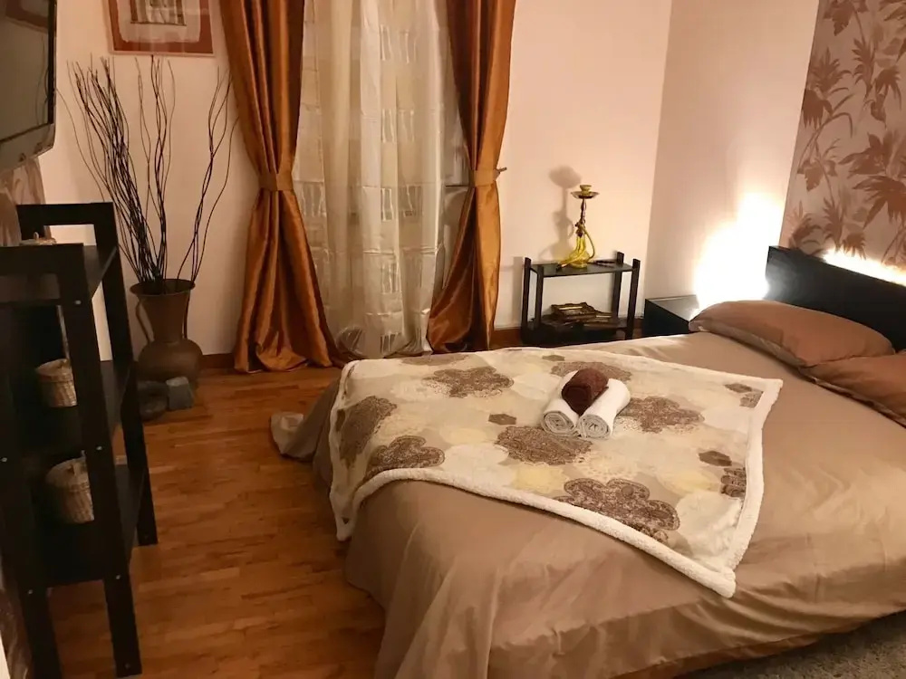 Standard Double room (full double bed)