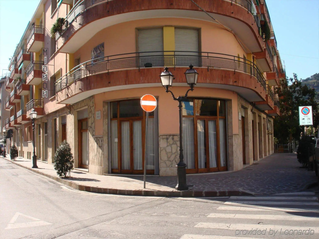 Hotel Mignon