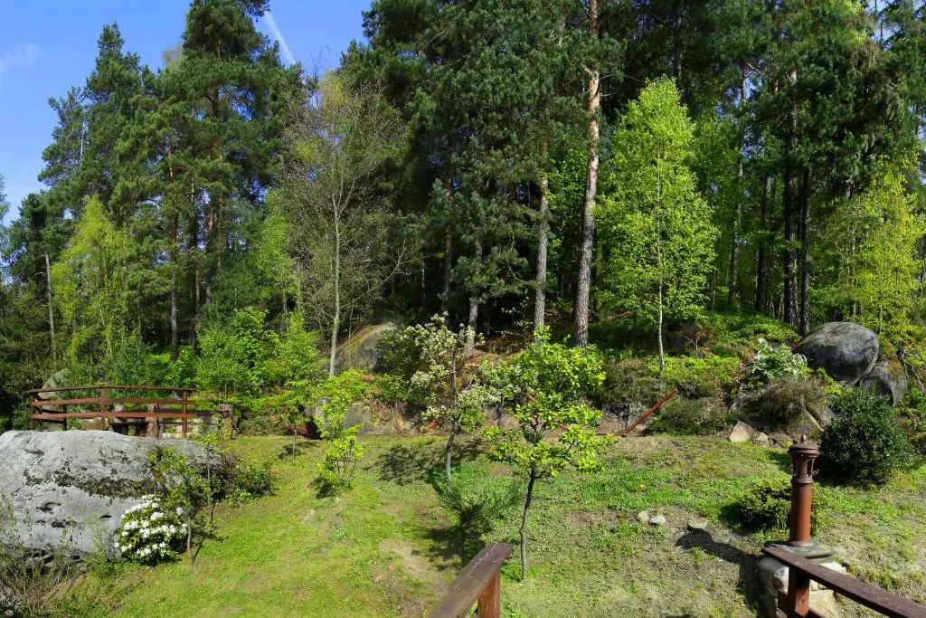 Apartmán pod skálou