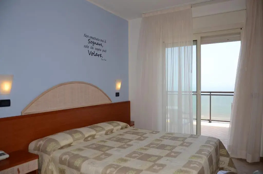 Hotel Londra — 4