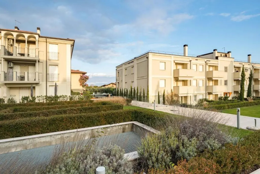 PooL - Relais Fasanella - by Host4U