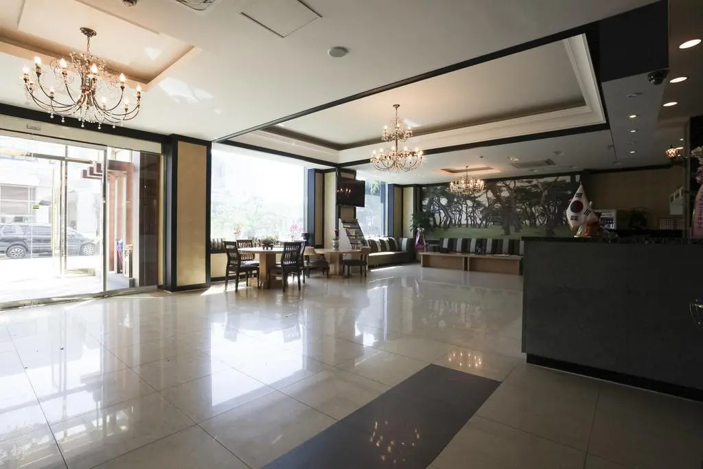 Liv Life Hotel - Général