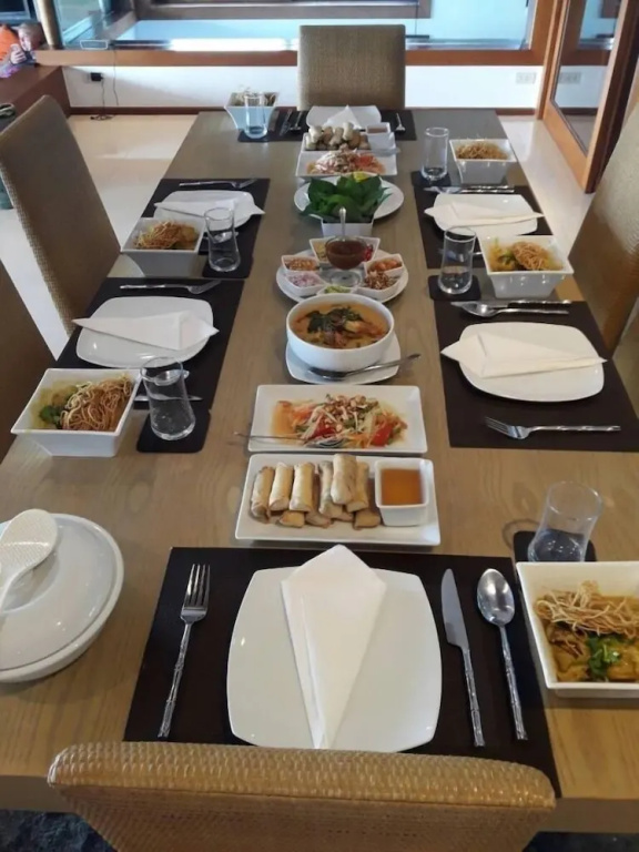 四房連陽台二층 침대別墅