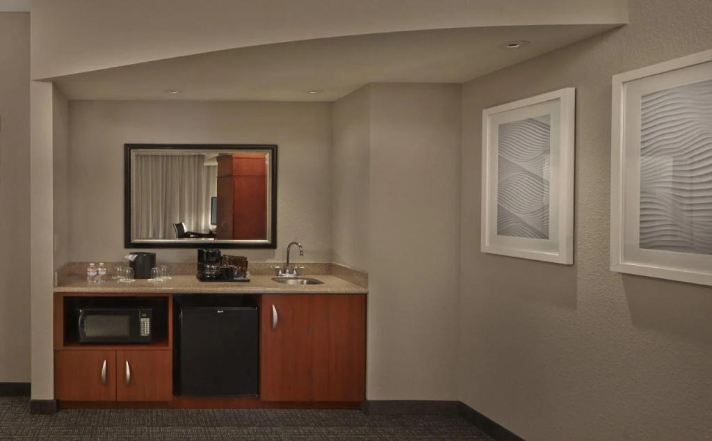 Courtyard by Marriott St. Petersburg Downtown - Général