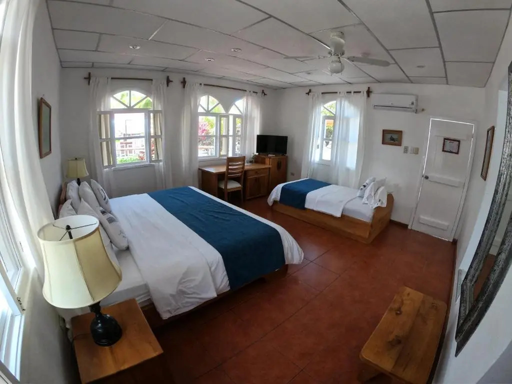 Angermeyer Waterfront Inn - Chambres