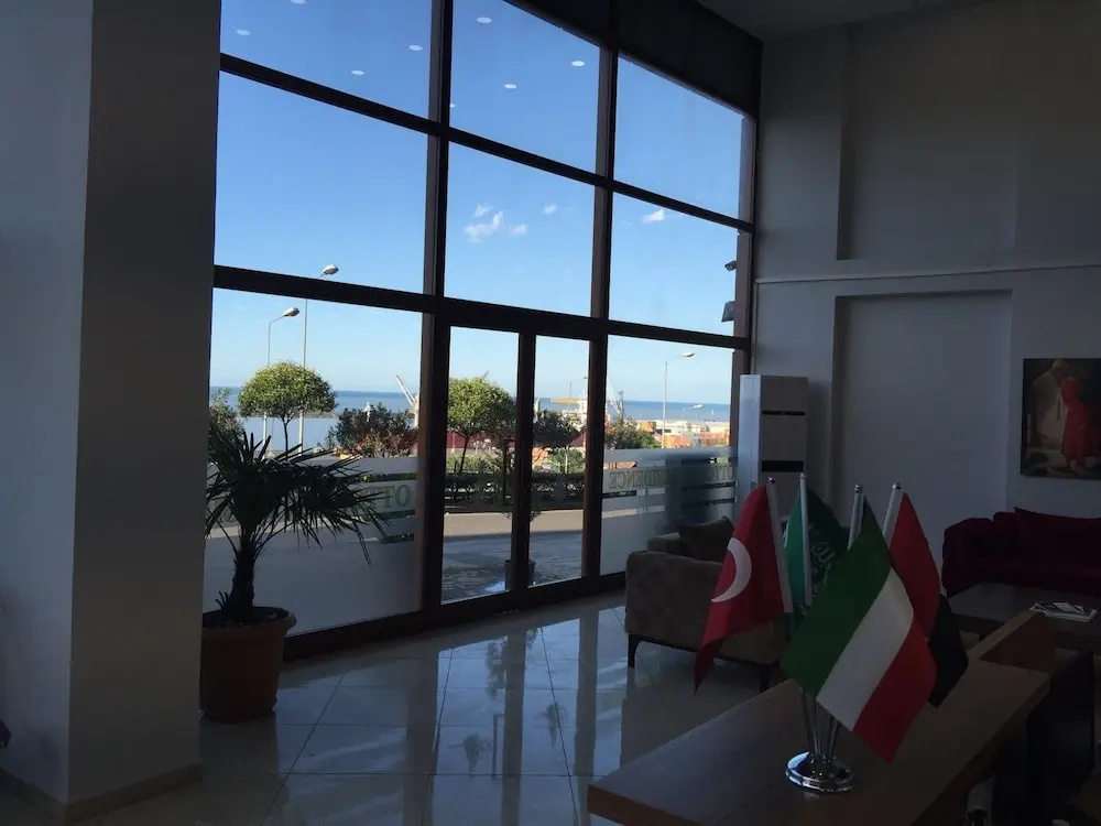 Hotel photo 8