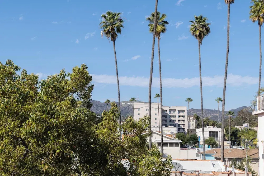 Hollywood Apartment Near Walk of Fame