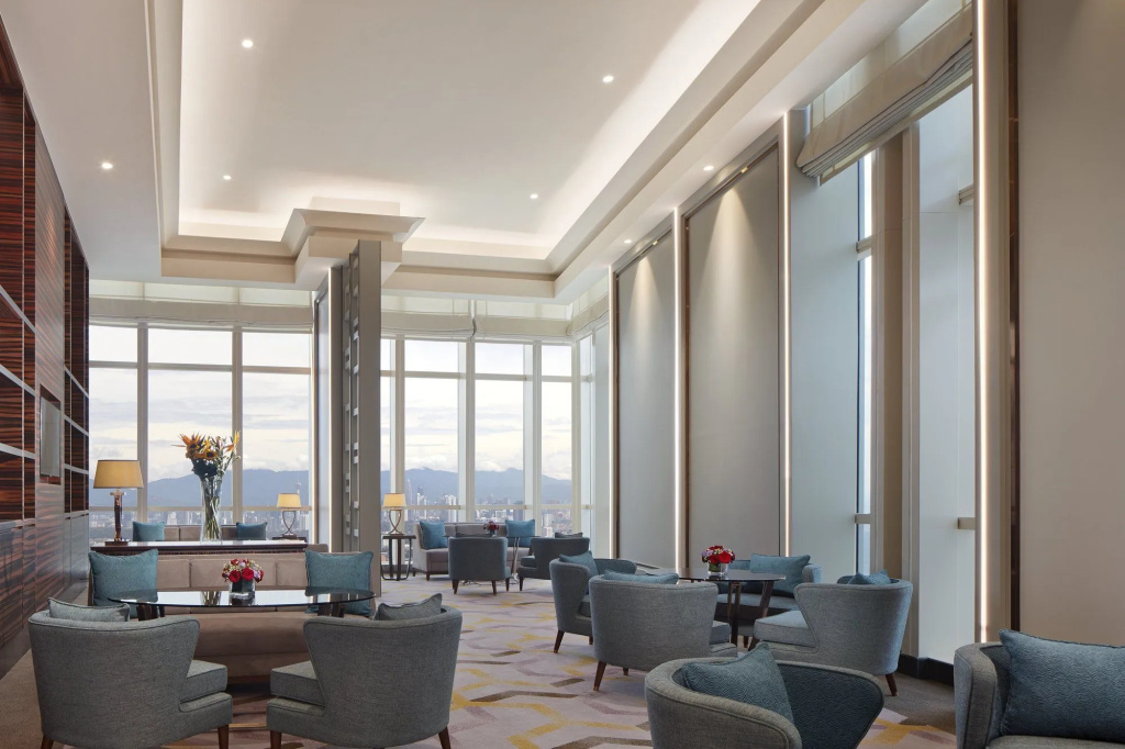 Lobby & Reception