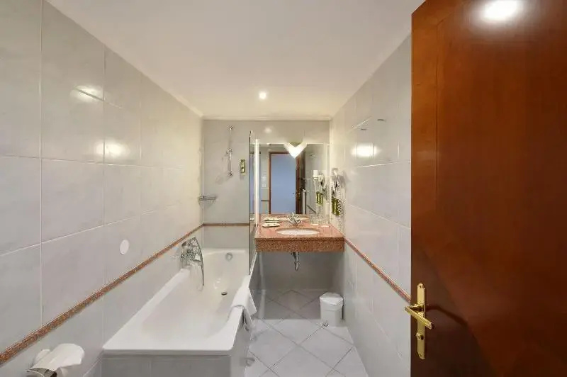 Standard Double Family room (full double bed)