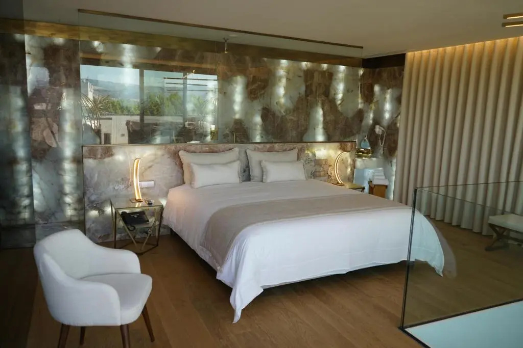 Superior room
