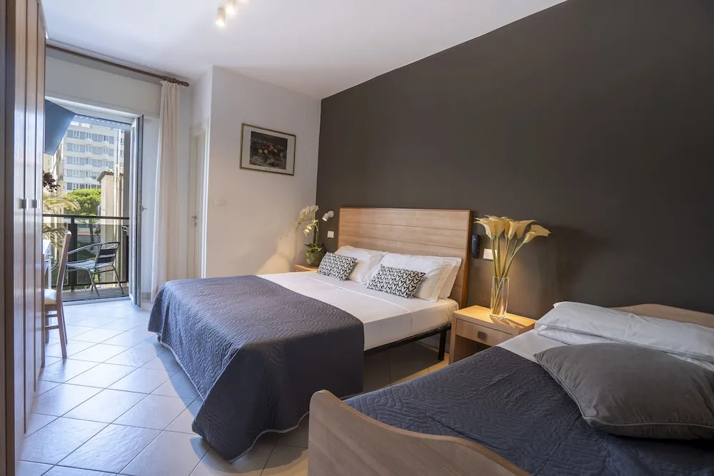 Comfort Double room (full double bed)