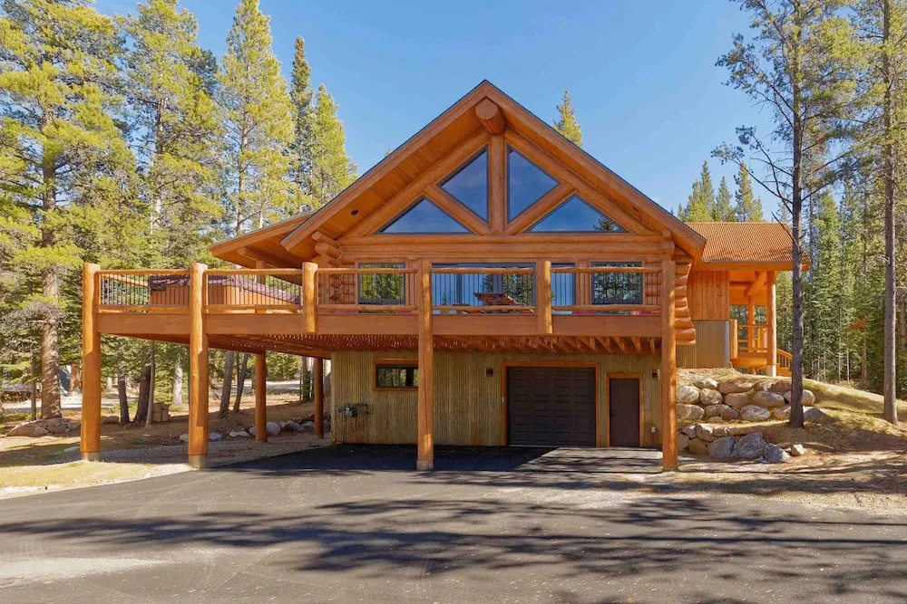 3 Mi to Slopes: Breck Cabin w/ Hot Tub & Views