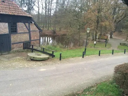 Restaurant and Hotel Bi'j de Watermölle - Général