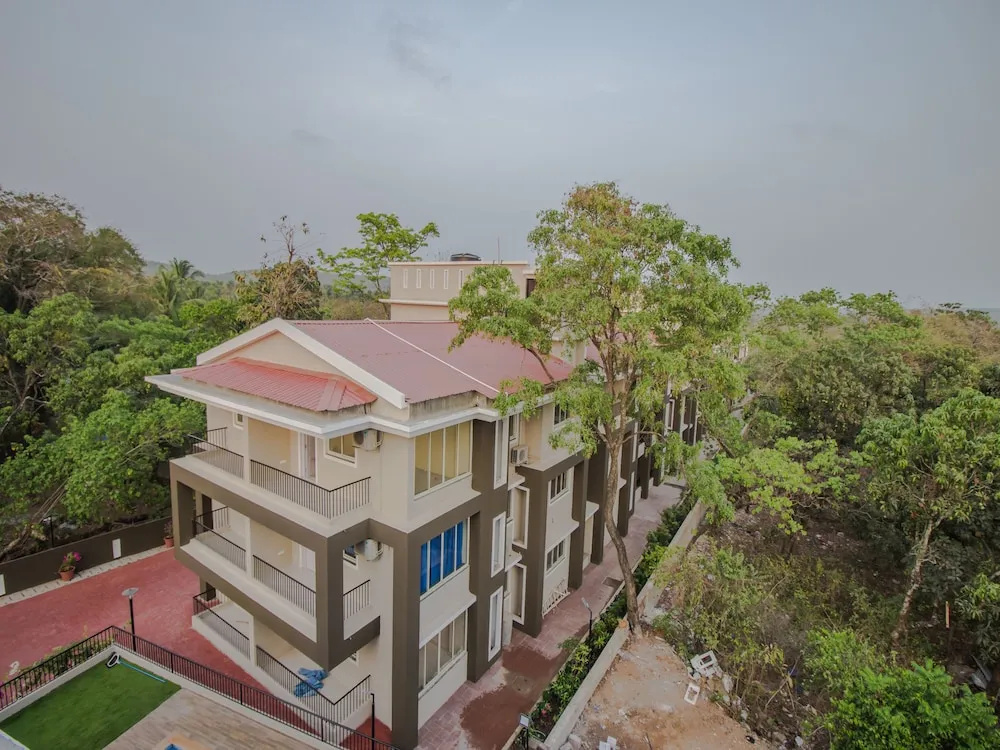 OYO13677 Home Vibrant 2BHK with Pool Anjuna
