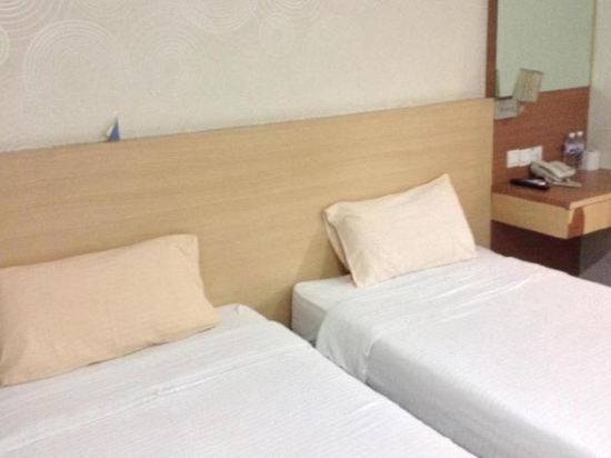 Maxim Hotel
