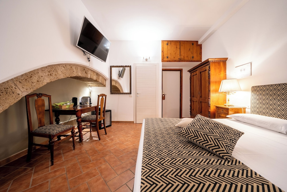 1 Bedroom Standard Triple room